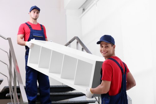 Local house moving service covering Earls Court and nearby West London neighbourhoods